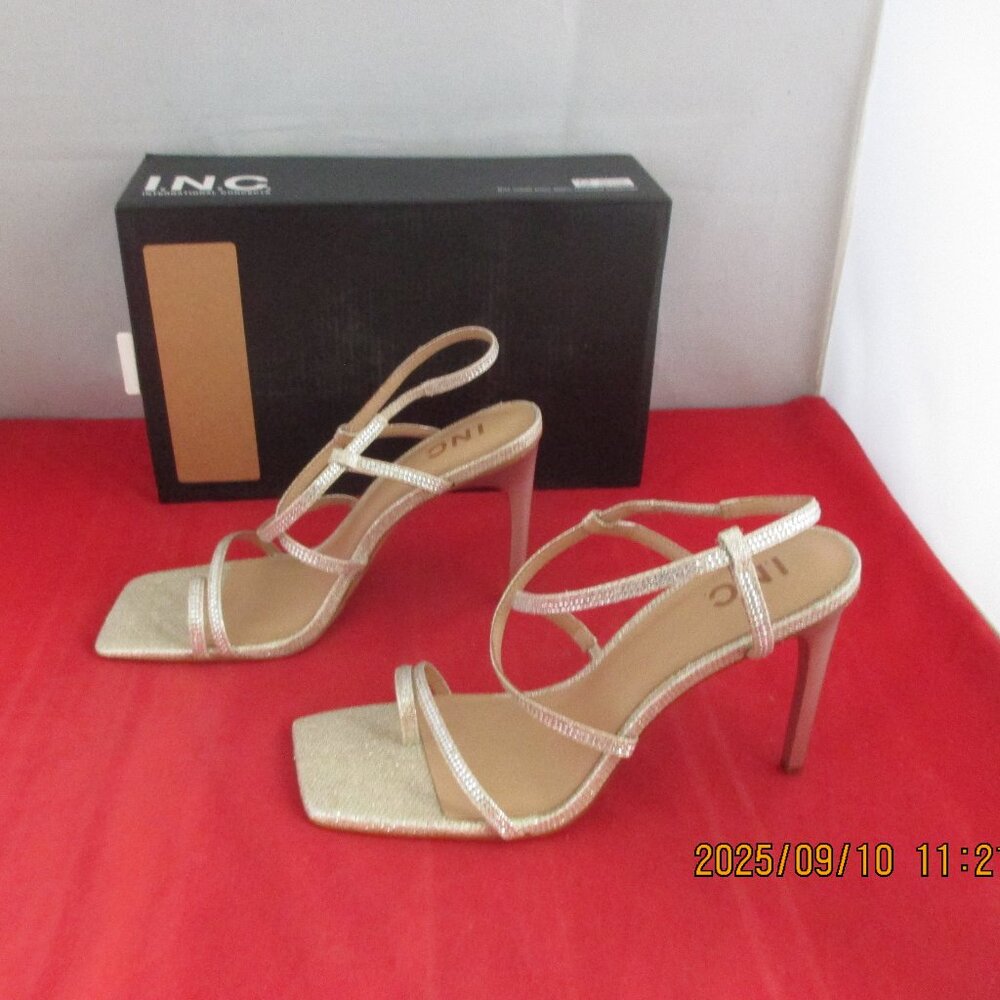 I.N.C. International Concepts Arti Sandals $99 - Size 9 1/2 - Champagne - 1338